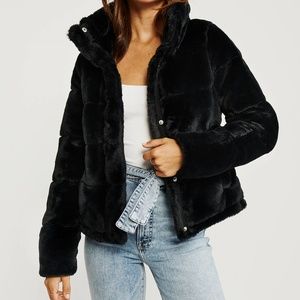 Mini Faux-Fur Puffer Jacket Abercrombie & Fitch